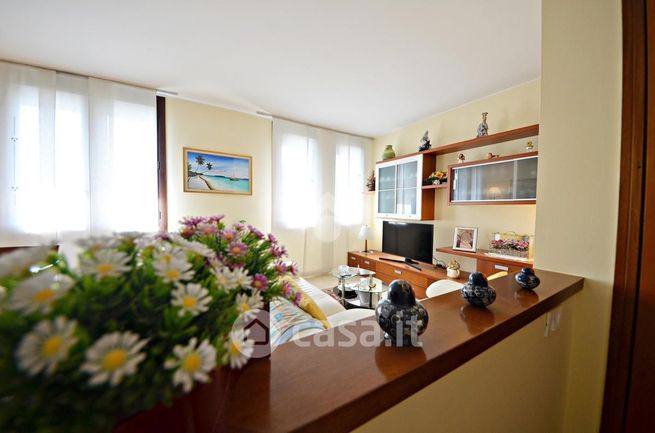 Appartamento in residenziale in Via Visconti 32