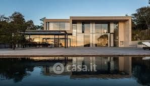 Terreno edificabile in residenziale in Via Silvio Pellico