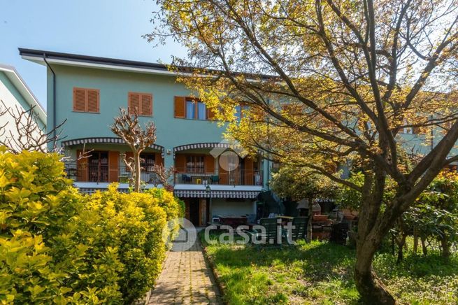 Villetta a schiera in residenziale in Via Suor Vincenza Benefattrice 14
