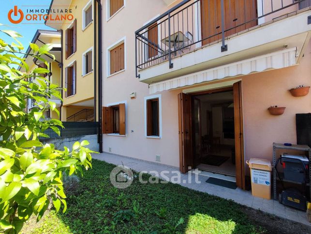 Appartamento in residenziale in Via dell'Infanzia 11