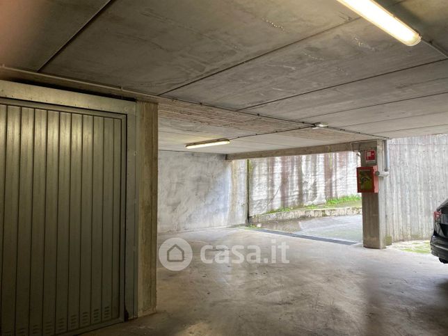 Garage/posto auto in residenziale in 