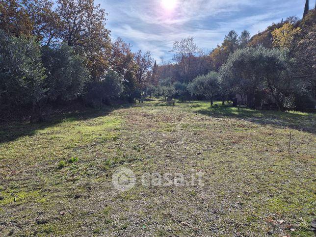 Terreno edificabile in residenziale in Via Grezze