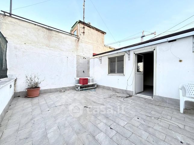 Appartamento in residenziale in Vico Magazzini 31
