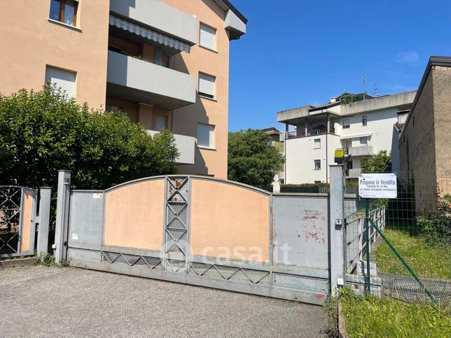 Box/posto auto in residenziale in Via Antonio Pelacane
