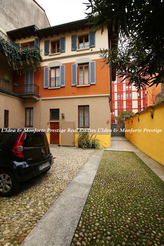 Casa indipendente in residenziale in Via Correggio