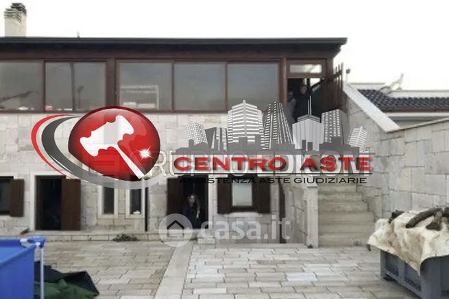 Villa in residenziale in Porto Contessa