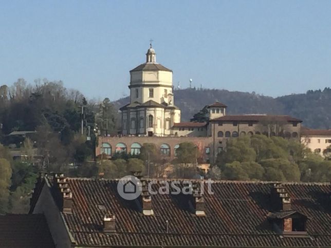 Appartamento in residenziale in Via della Rocca