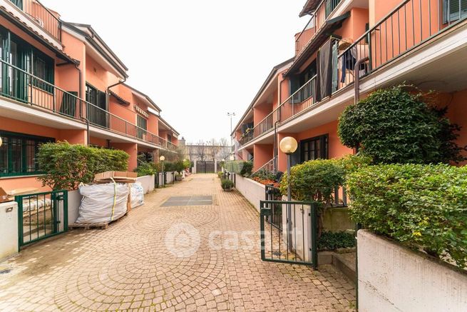 Villetta a schiera in residenziale in Via Michiardi 19