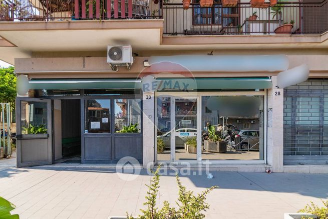 Ufficio in commerciale in Viale Leonardo Da Vinci