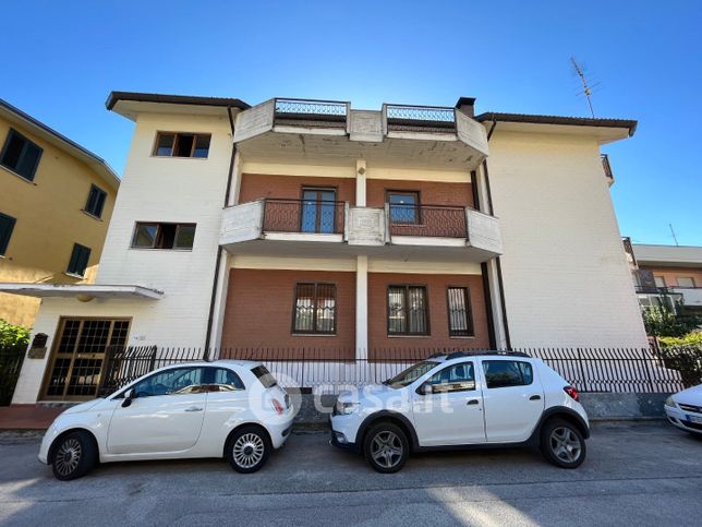 Appartamento in residenziale in Via Taverna Campanile 52