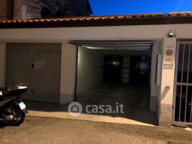 Garage/posto auto in residenziale in Via Orazio