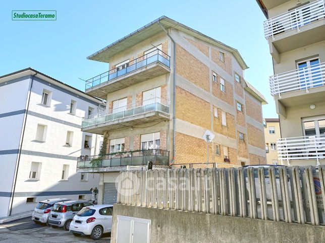 Appartamento in residenziale in Via San Venanzio 5