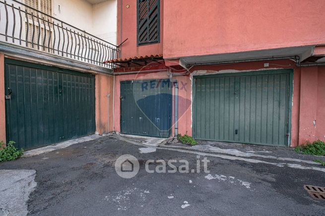 Garage/posto auto in residenziale in Via Pulei 39