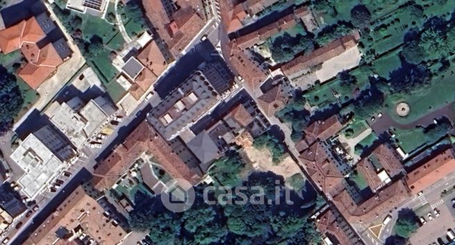 Ufficio in commerciale in Via Giuseppe Garibaldi 8