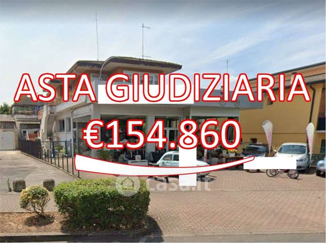 Capannone in commerciale in Corso delle Terme 195