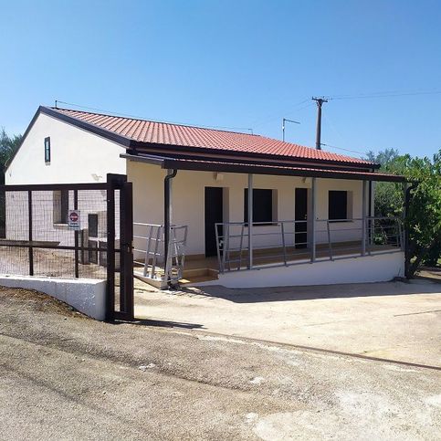 Casa indipendente in residenziale in Contrada Sala