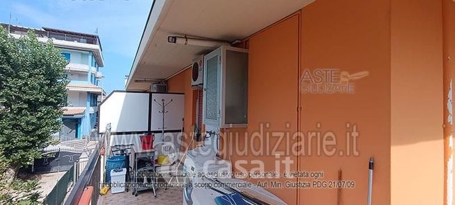Appartamento in residenziale in Via U. Foscolo 30
