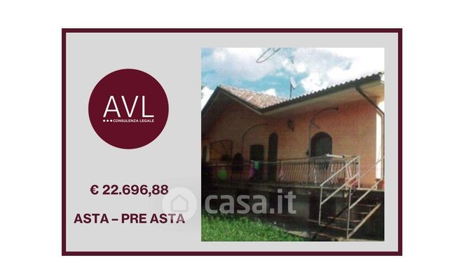 Villa in residenziale in Via delle Carrarecce 103