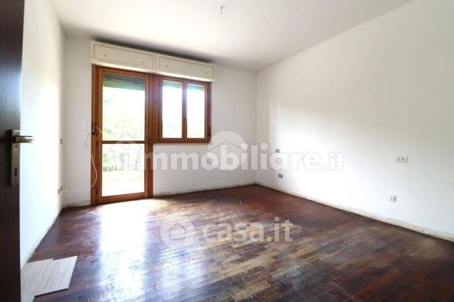 Villetta a schiera in residenziale in Via Sandro Pertini