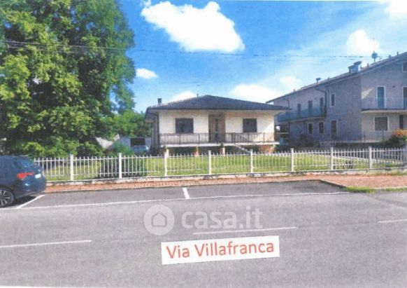 Casa indipendente in residenziale in Via Villafranca