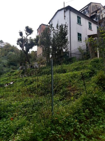 Rustico/casale in residenziale in Via Luigi Valentini 45