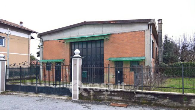 Capannone in commerciale in Via alla Campagna