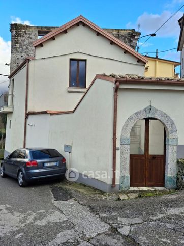 Casa indipendente in residenziale in Via Cappella