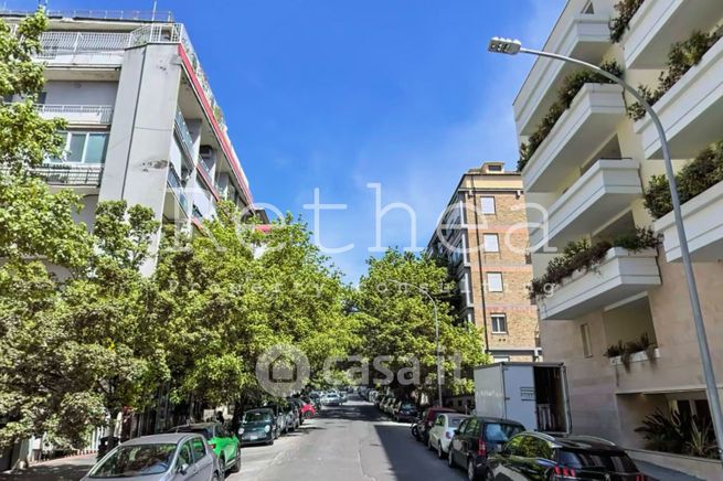 Appartamento in residenziale in Via Sabrata