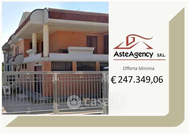 Appartamento in residenziale in Via Lorenzo la Piccirella 8