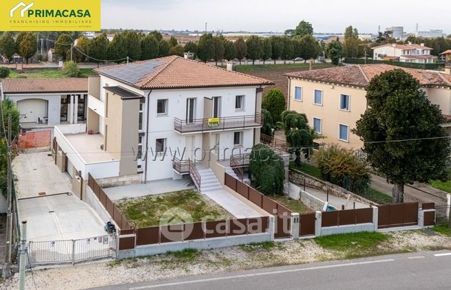 Casa indipendente in residenziale in Via Antonio dal Zotto