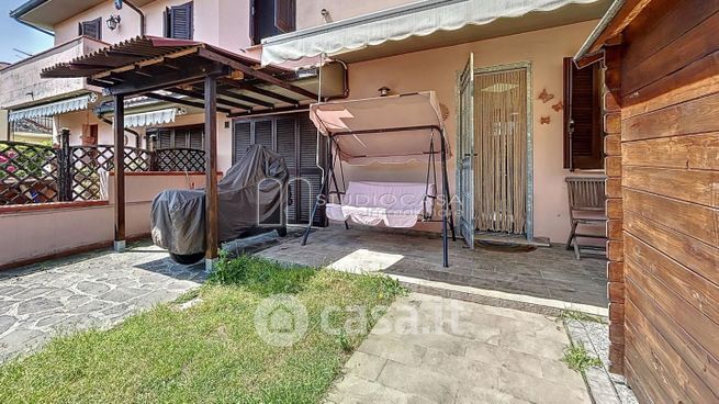 Villetta a schiera in residenziale in Via Vecchianese 18