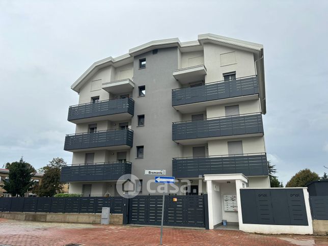 Appartamento in residenziale in Via Bramante 19