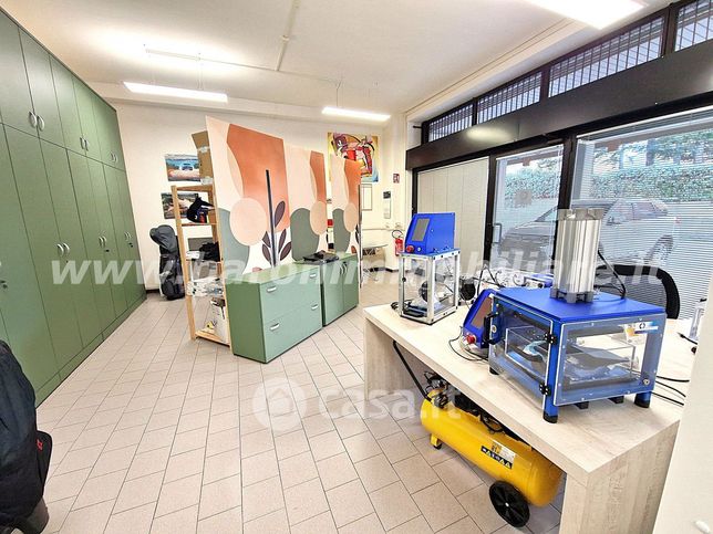 Ufficio in commerciale in Via Risorgimento 35 /E