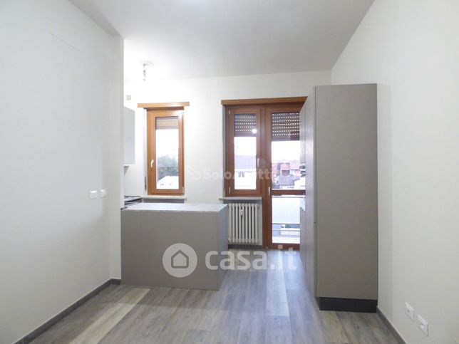 Appartamento in residenziale in Via Cesare Battisti 117