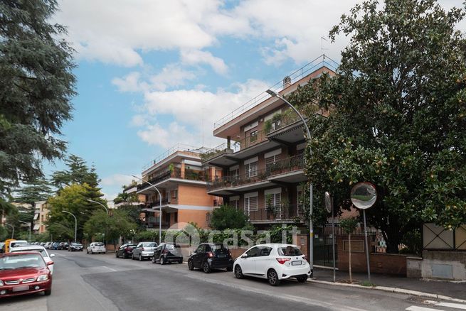 Appartamento in residenziale in Via Mario Fani 80