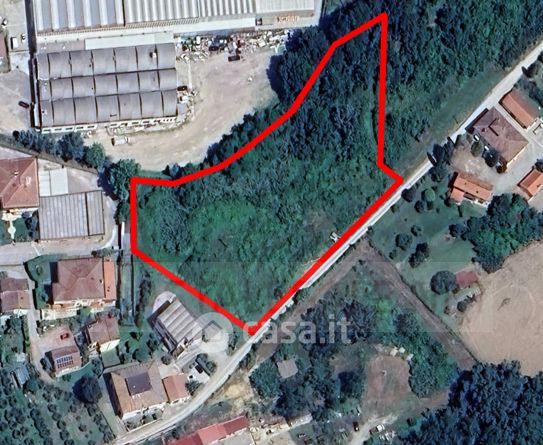 Terreno agricolo in commerciale in Piazza Cavour
