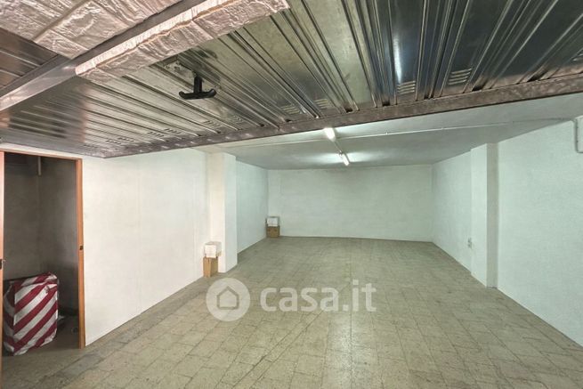 Box/posto auto in residenziale in Via Sant'Onofrio 80 /B