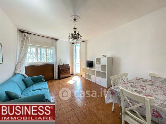 Appartamento in residenziale in Via Salvatore Pianell 10