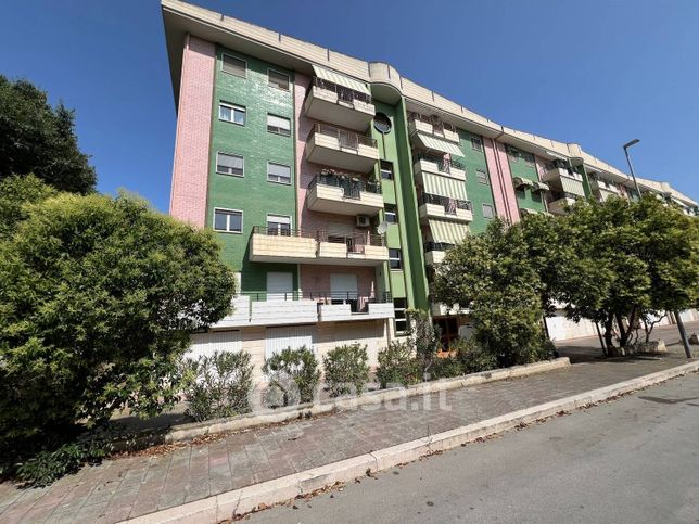Appartamento in residenziale in Via D'Emilio