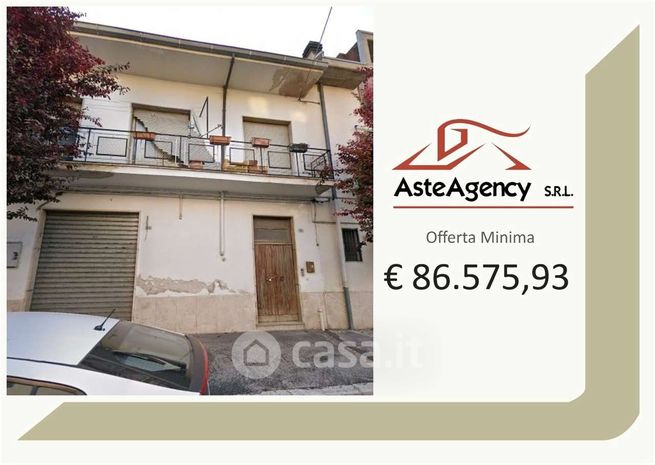 Appartamento in residenziale in Via Monte Grappa 26