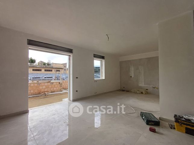 Appartamento in residenziale in Via Arcivescovo Pontillo