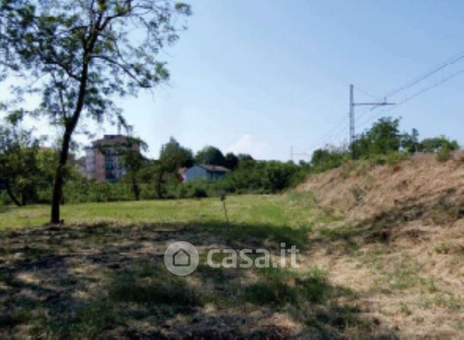 Terreno agricolo in commerciale in Via Giuseppe Carrera