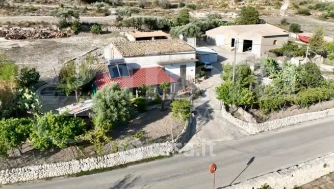 Villa in residenziale in Strada Provinciale 59