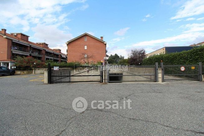 Garage/posto auto in residenziale in Via Giuseppe Giusti