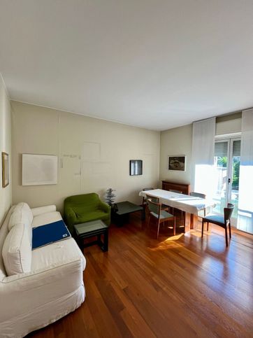 Appartamento in residenziale in Via Italia Libera 21