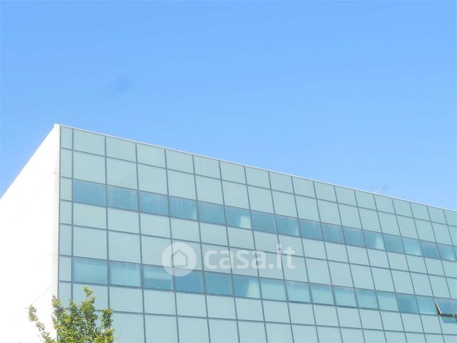 Ufficio in commerciale in
