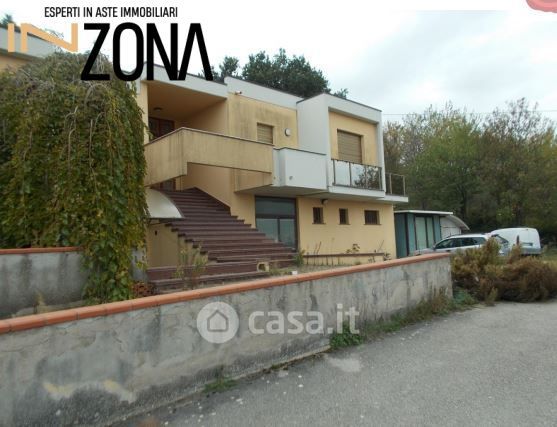 Villa in residenziale in Via Badette