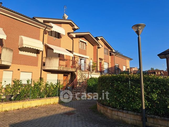 Villetta a schiera in residenziale in Via Vallerana 6