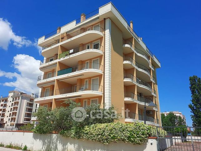 Appartamento in residenziale in Via Ercole Falò