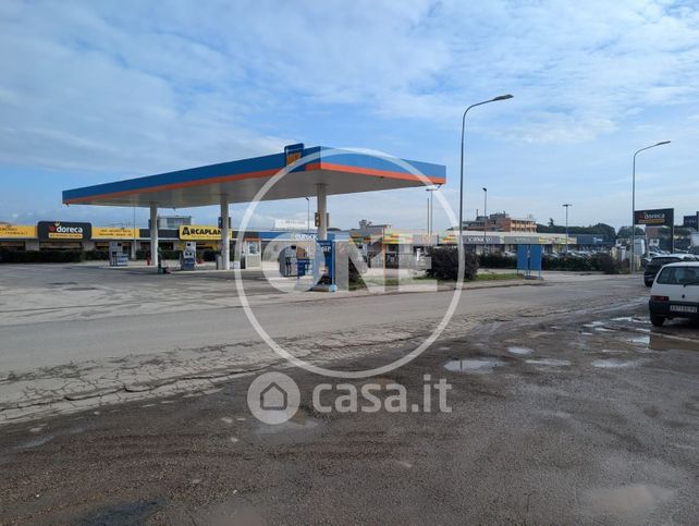 Box/posto auto in residenziale in Via Naro 17